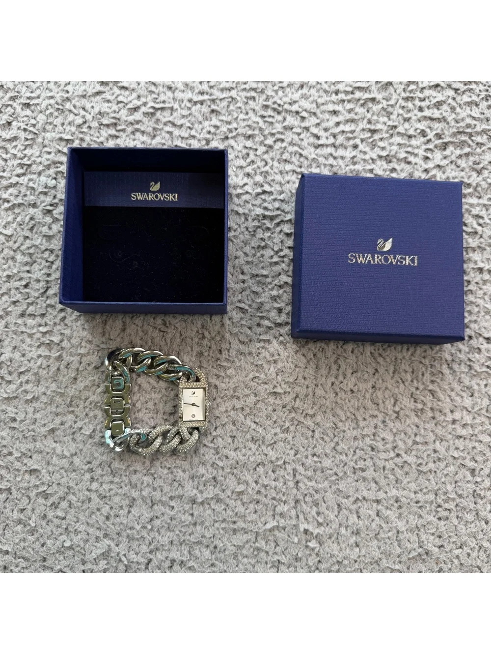 Swarovski Swiss Made Crystal Link Bracelet Watch Silver Tone Stainless Steel Box